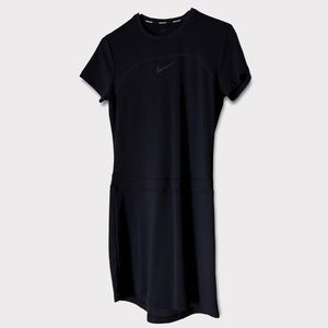 Nike Golf Dress Black Size S Small Petite Athleisure Dress Free Shipping